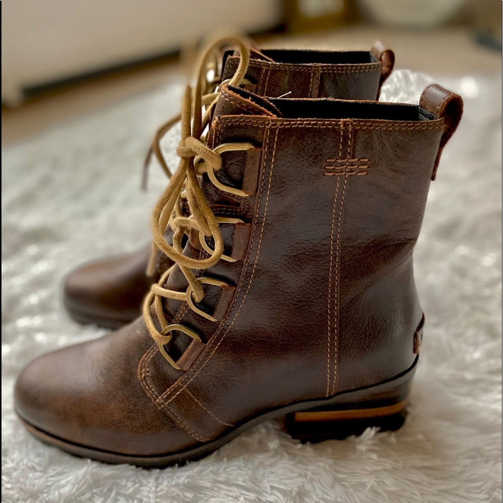 NEW Sorel Women’s Cate Lace Bootie size 9.5